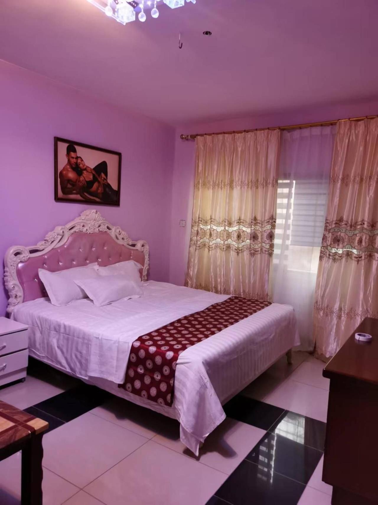 Hongyuanprimierhotel Accra Exterior photo